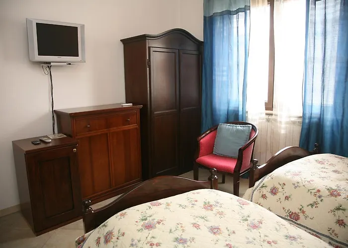 Angelica Nocleg ze śniadaniem 3*